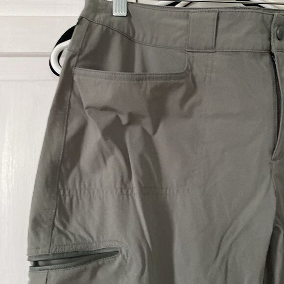 Eastern Mountain Sports Active Capris - Size 10 - Picture 4 of 9